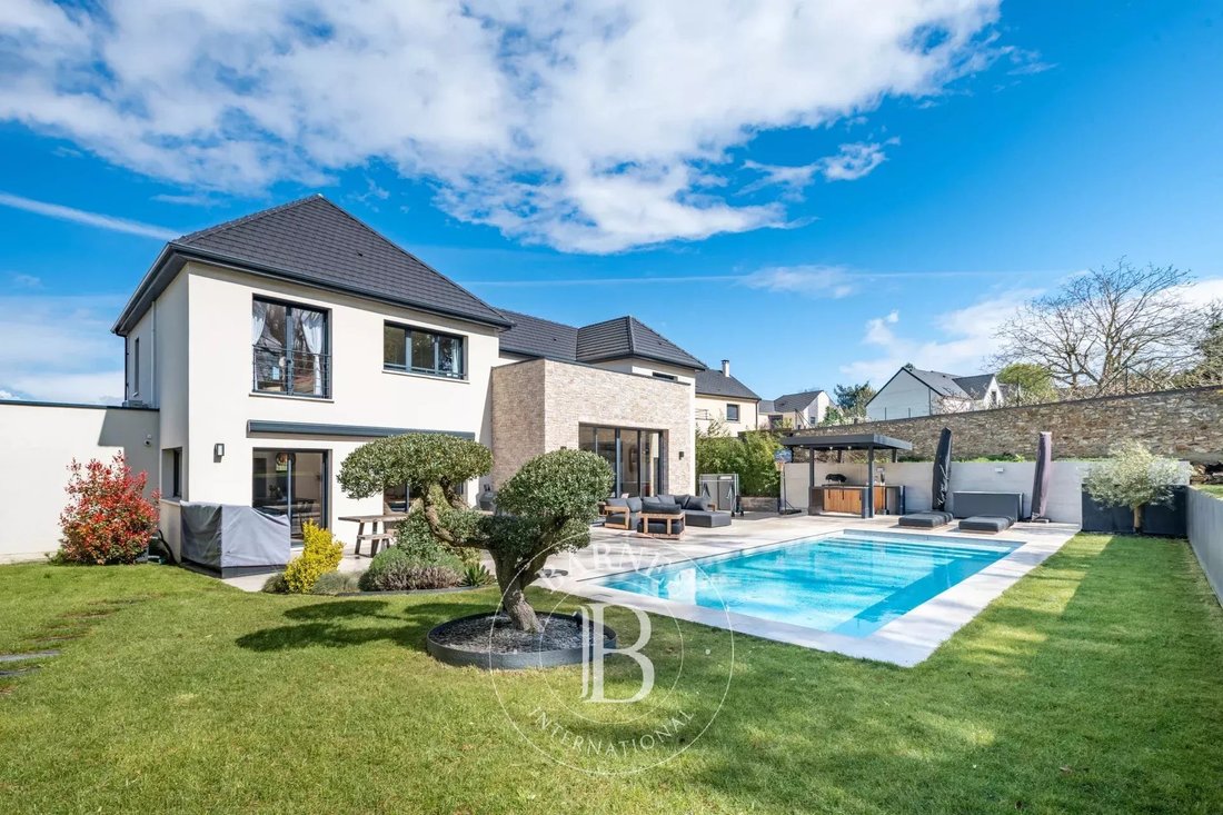 House in Orgeval, Ile-de-France, France 3 - 17694429