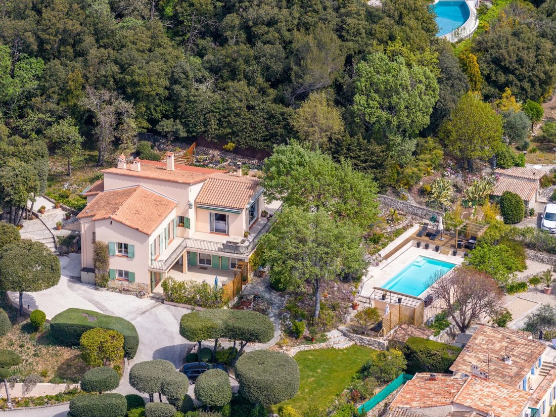 Villa in Spéracèdes, Provence-Alpes-Côte d'Azur, France 2 - 17694885