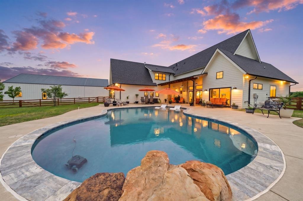 House in Elm Mott, Texas, United States 1 - 17693771