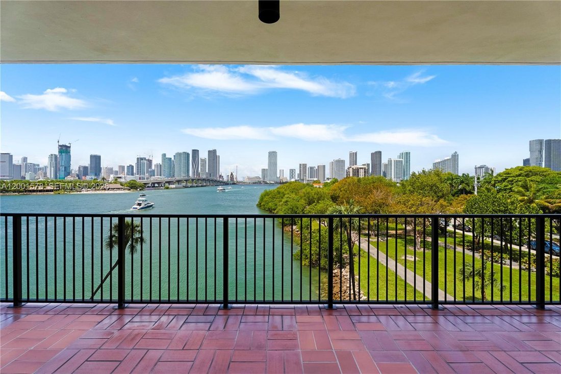 Condo in Miami, Florida, United States 2 - 17692685