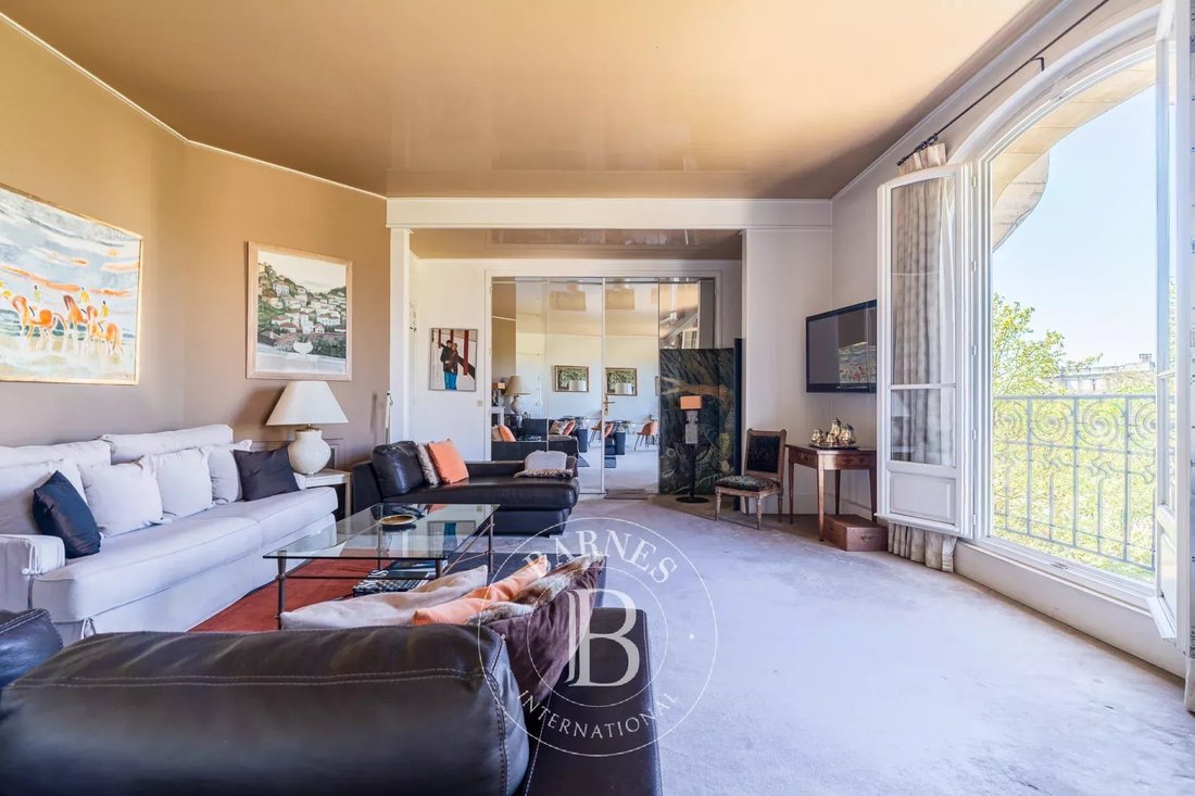 Apartment in Bois de Boulogne, Paris 16e Arrondissement, Paris 5 - 17693186