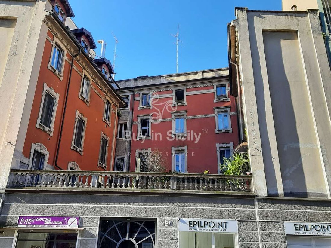 Apartment in Porta Venezia - Repubblica, Milan, Italy 1 - 17694182
