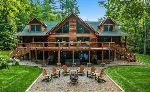 House in Denmark, Maine, United States 1