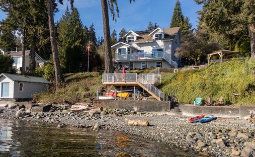 House in Ladysmith, British Columbia, Canada 1
