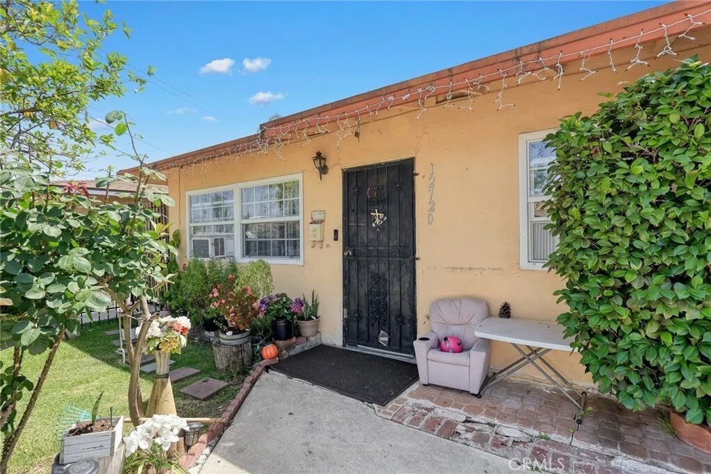 Whittier, California, United States 3 - 16521604