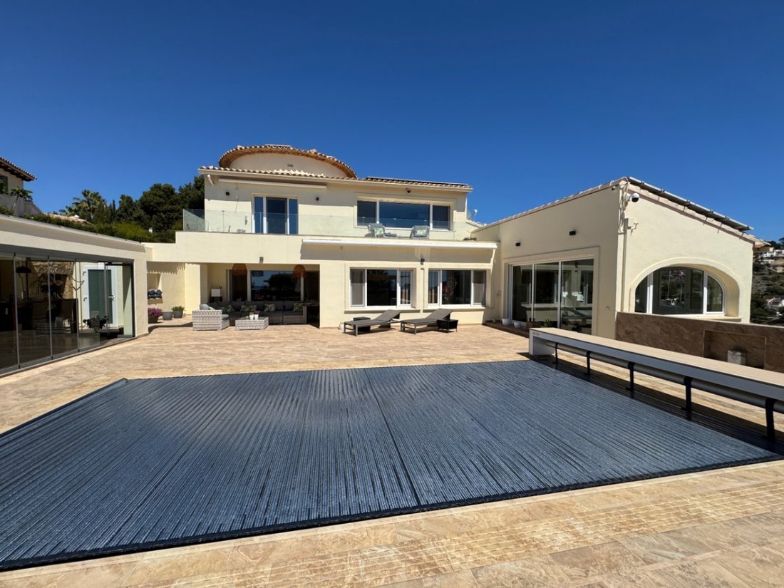 Villa in Moraira, Teulada, Valencian Community 1 - 17698389