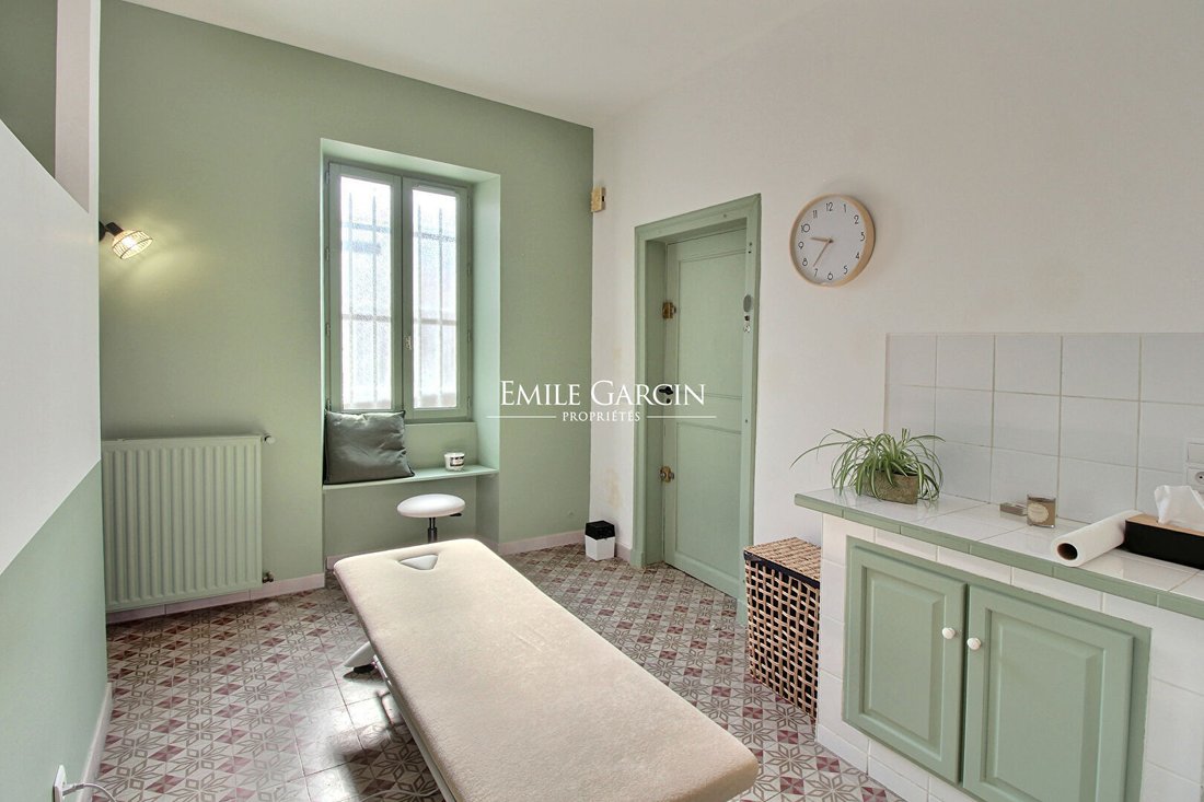 Villa in Saint-Rémy-de-Provence, Provence-Alpes-Côte d'Azur, France 3 - 17698345