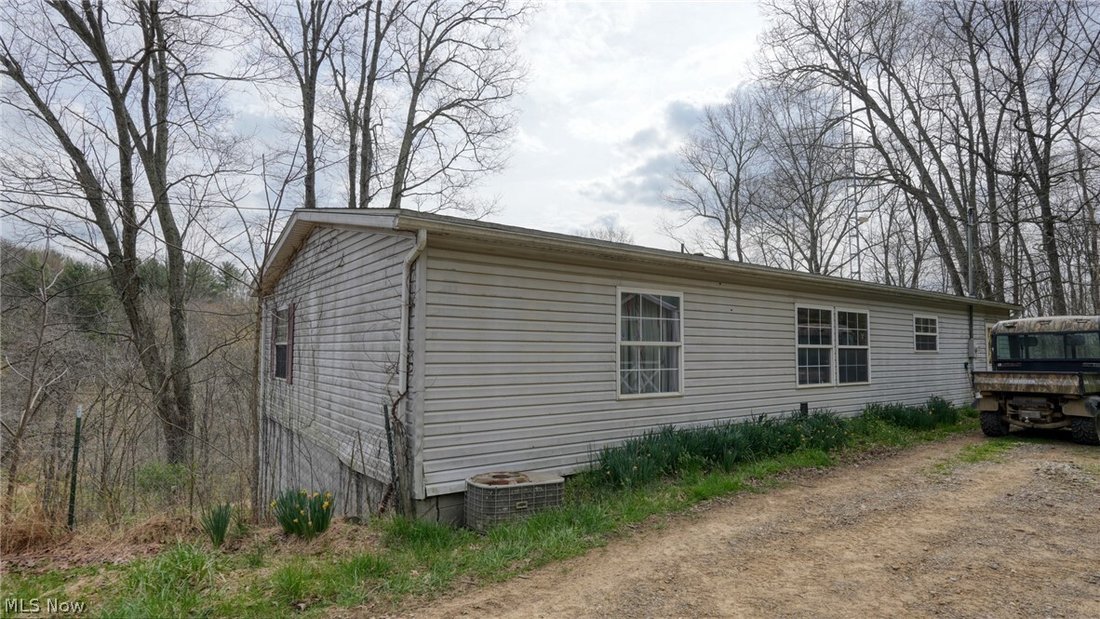 House in Warsaw, Ohio, United States 3 - 17696029