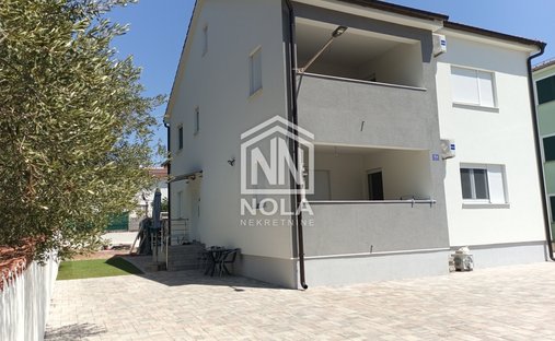Maison à Vodice, Comitat de Šibenik-Knin, Croatie 1
