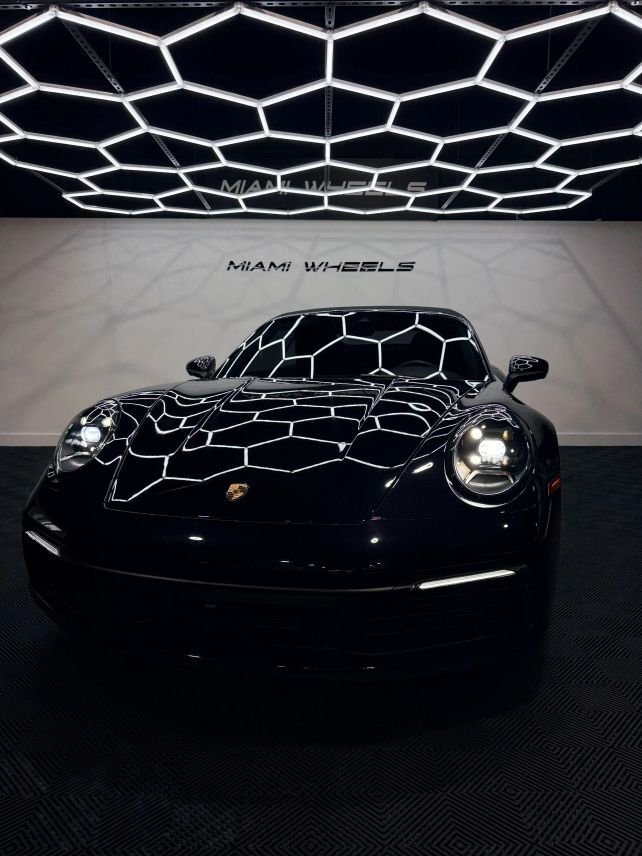 Cabriolet in Miami, FL, United States 4 - 17699275