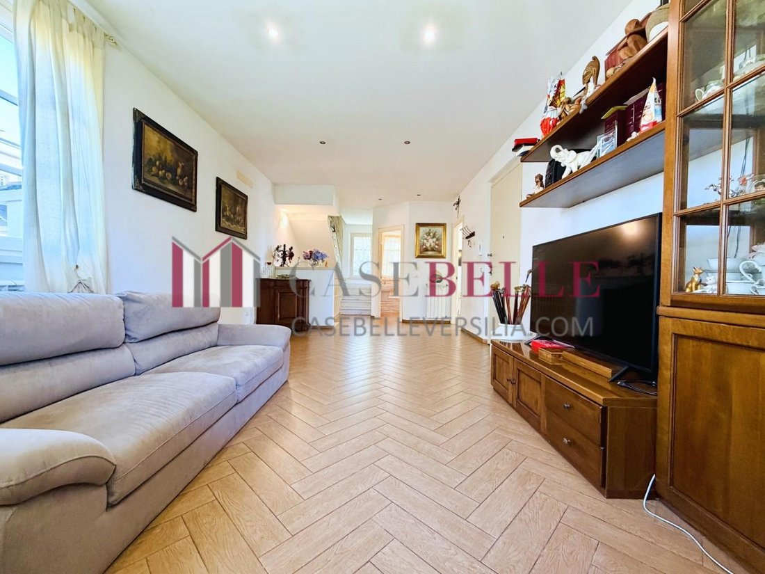House in Lido di Camaiore, Camaiore, Tuscany 3 - 17697075