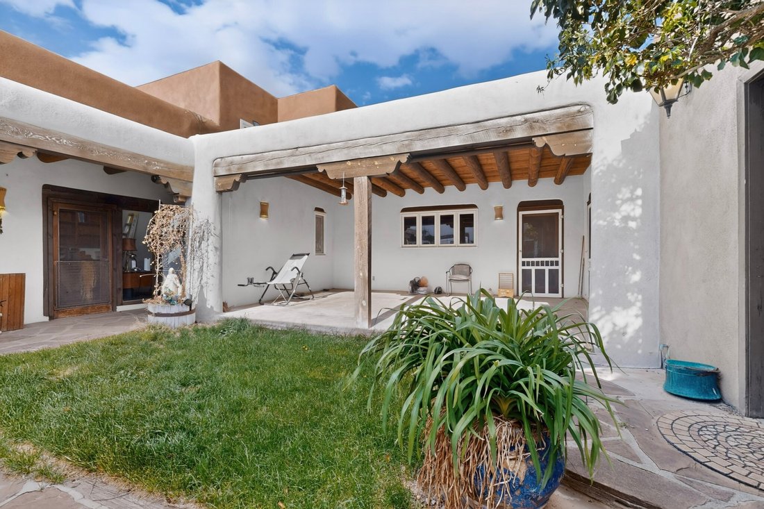 House in Santa Fe, New Mexico, United States 3 - 17697822