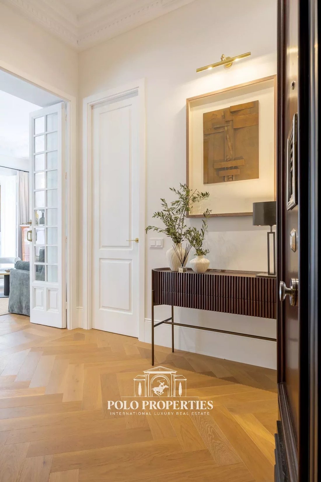 Apartment in Fuencarral-El Pardo, Madrid, Spain 3 - 15919318