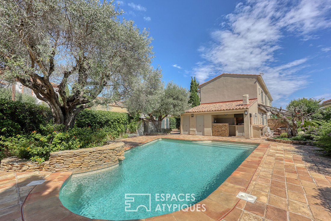 Villa in Hyeres, Provence-Alpes-Côte d'Azur, France 2 - 17698359