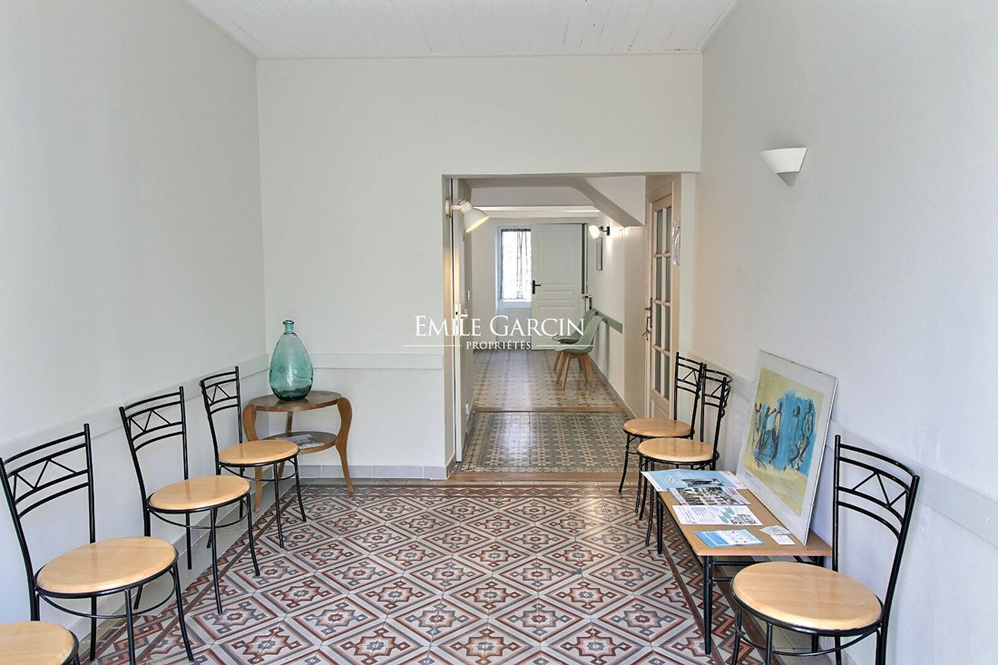 Villa in Saint-Rémy-de-Provence, Provence-Alpes-Côte d'Azur, France 2 - 17698345
