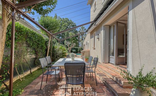 Villa in Hyeres, Provence-Alpes-Côte d'Azur, France 1