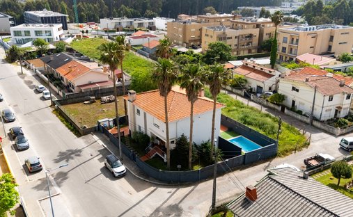 House in Mafamude e Vilar do Paraiso, Porto District, Portugal 1