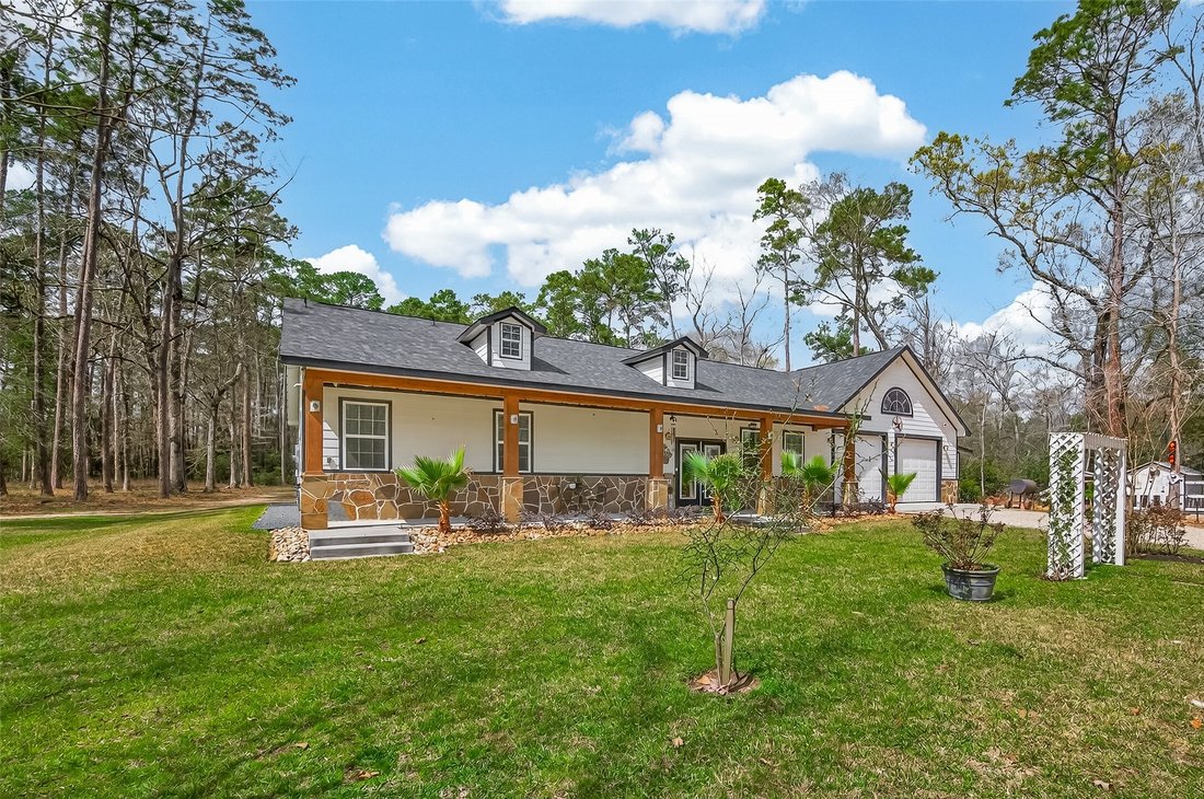 Farm Ranch in Cleveland, Texas, United States 4 - 17674380
