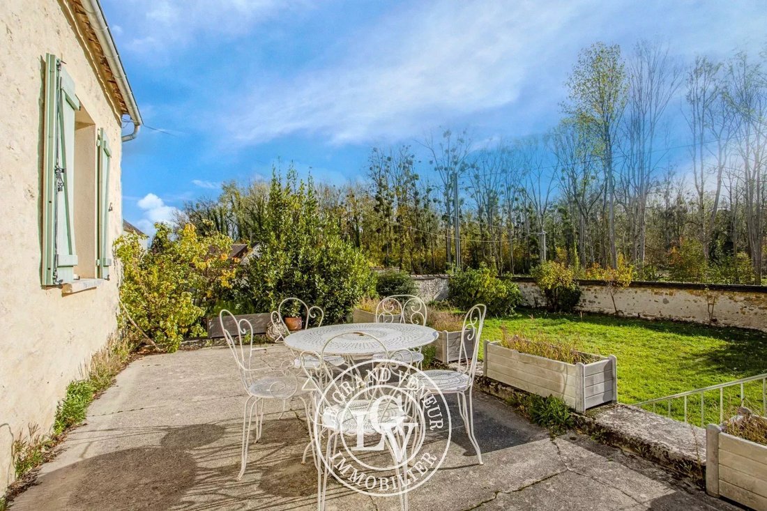 House in Moret-Loing-et-Orvanne, Ile-de-France, France 4 - 16538882