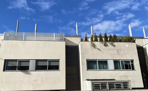 Townhouse in Ciudad Lineal, Madrid, Spain 1