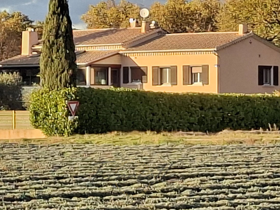 Villa in Grignan, Auvergne-Rhône-Alpes, France 4 - 17694918