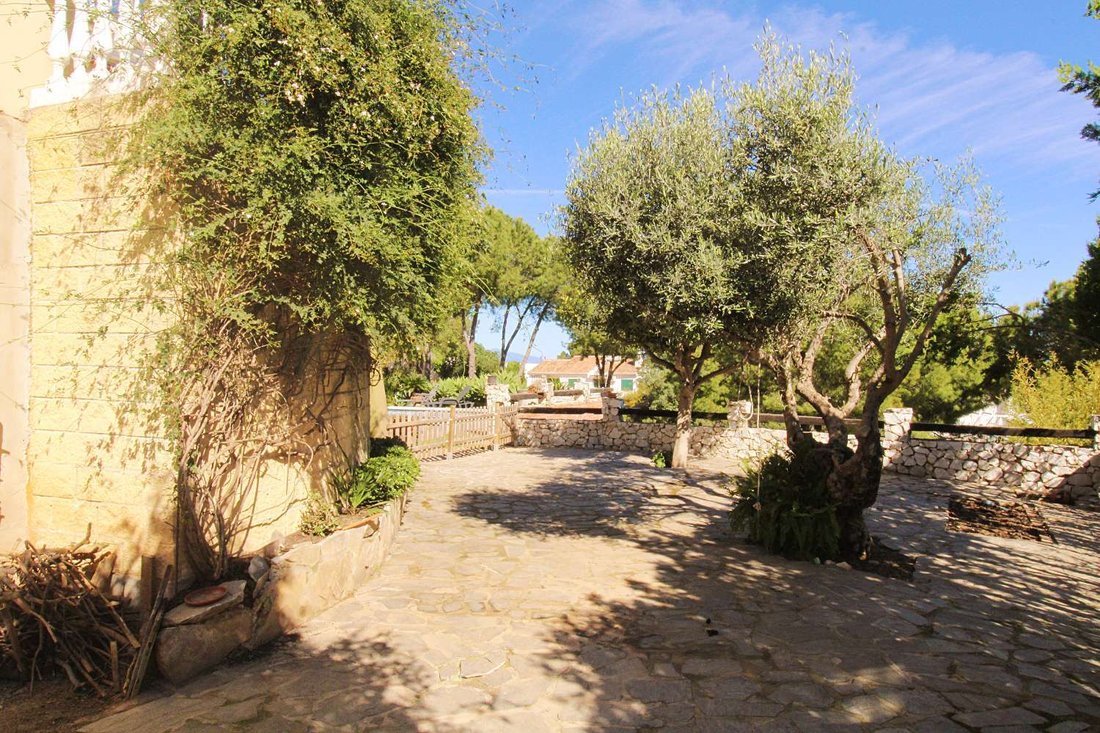 Villa in Alhaurin de la Torre, Andalusia, Spain 5 - 17523537