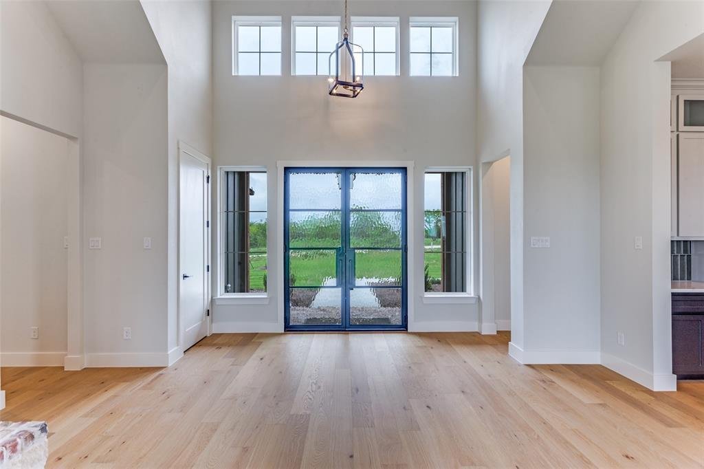 House in Cresson, Texas, United States 4 - 16767161