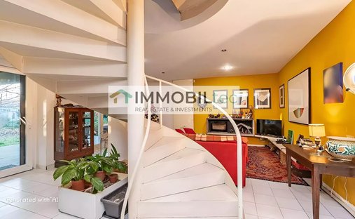 Villa in Saronno, Lombardy, Italy 1