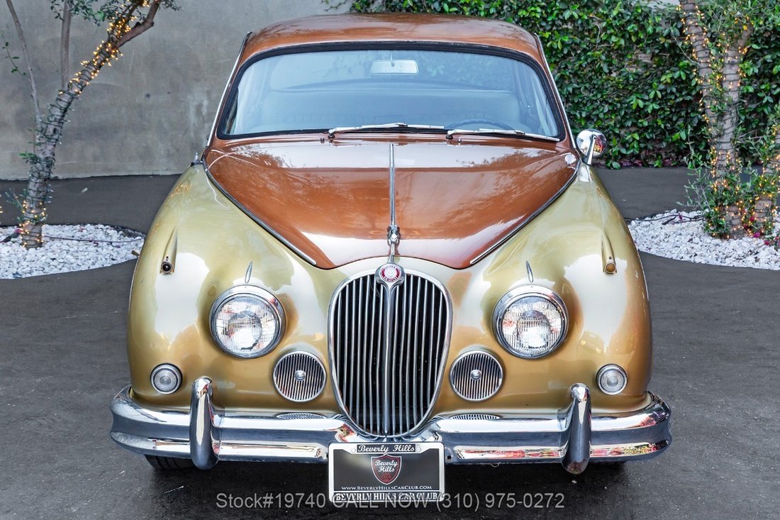 Jaguar Mark II in Los Angeles, CA 2 - 17695013