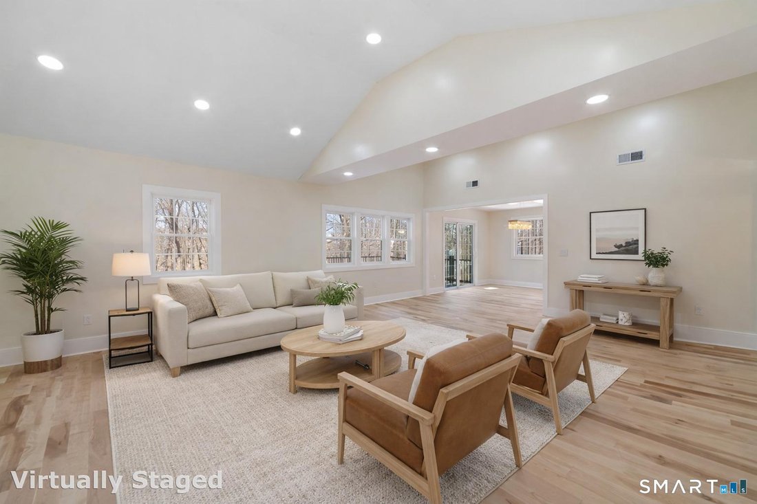 House in Guilford, Connecticut, United States 4 - 17696796