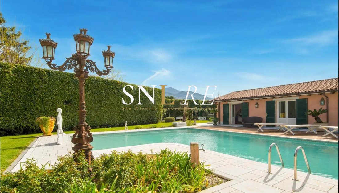 Villa in Pietrasanta, Tuscany, Italy 4 - 17696099