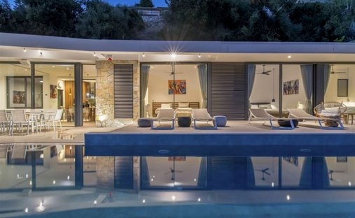 Villa in Lefkada Commune, Peloponnese, Western Greece and the Ionian, Greece 1
