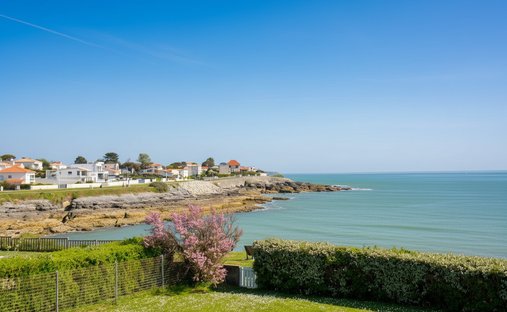 Villa in Vaux-sur-Mer, Nouvelle-Aquitaine, France 1