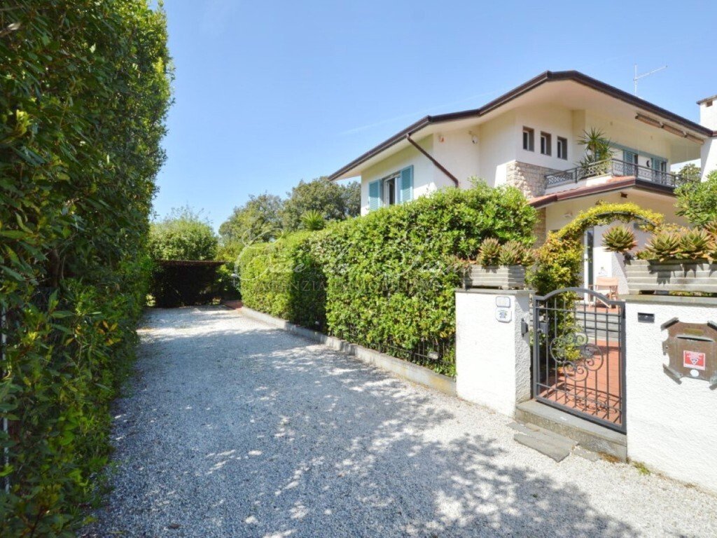 Villa in Center, Forte dei Marmi, Tuscany 1 - 17611996