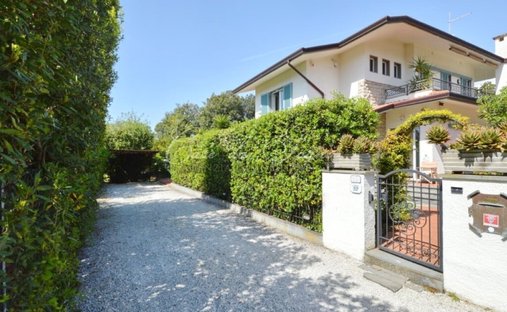 Villa in Center, Forte dei Marmi, Tuscany 1