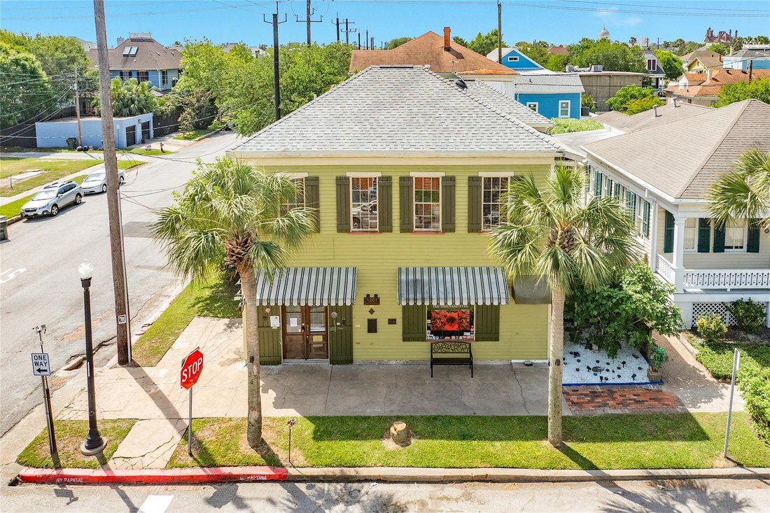 House in Galveston, Texas, United States 2 - 17700995