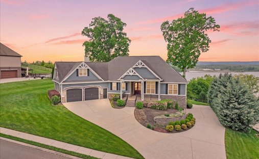 House in Harrison, Tennessee, United States 1