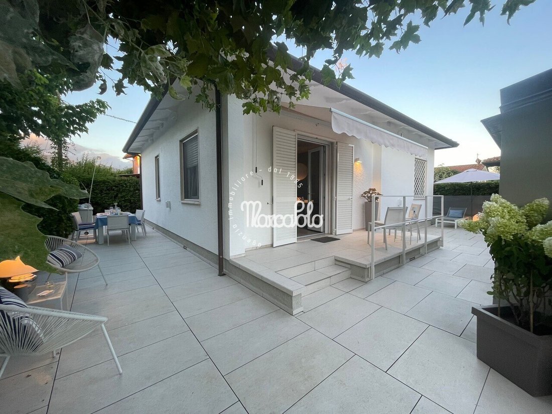 Villa in Center, Forte dei Marmi, Tuscany 1 - 17700596