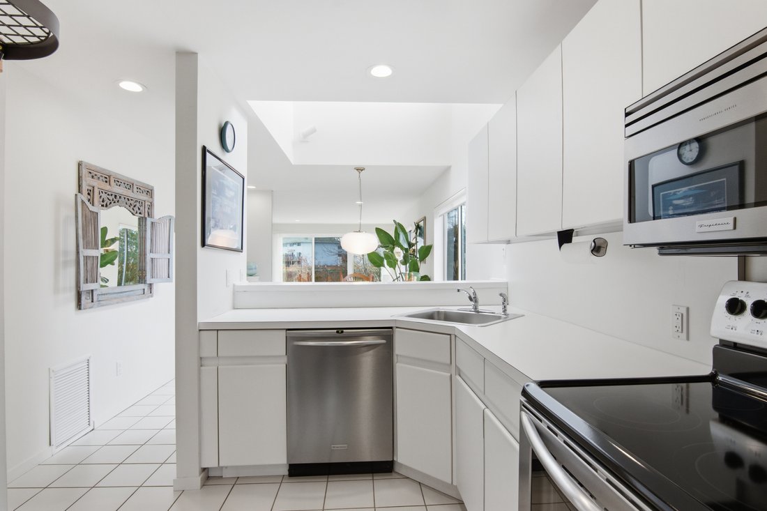 Condo in Westhampton Beach, New York, United States 4 - 17701494