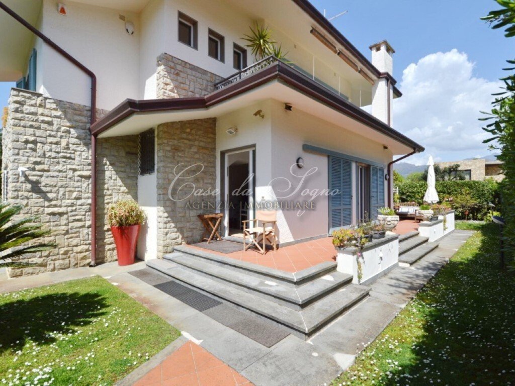 Villa in Center, Forte dei Marmi, Tuscany 4 - 17611996