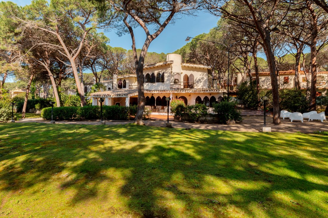 Villa in Pula, Sardinia, Italy 1 - 17701748