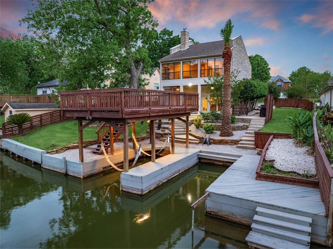 House in Montgomery, Texas, United States 1 - 17700976