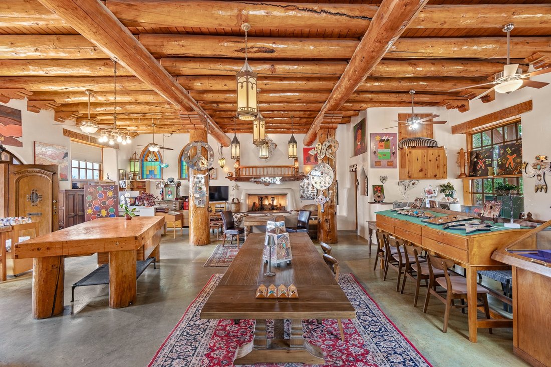 House in Taos, New Mexico, United States 5 - 17701043