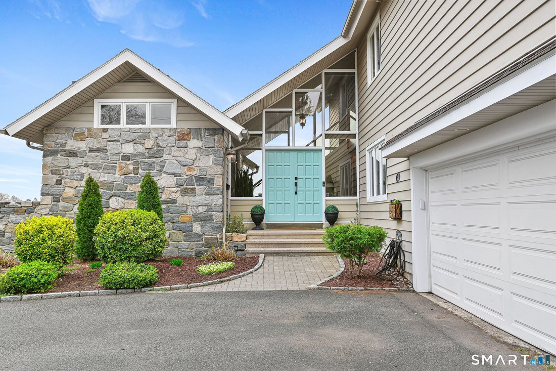 House in Stratford, Connecticut, United States 5 - 17701763