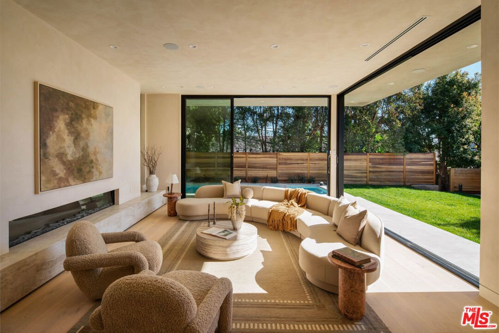 House in Los Angeles, California, United States 5 - 17700492