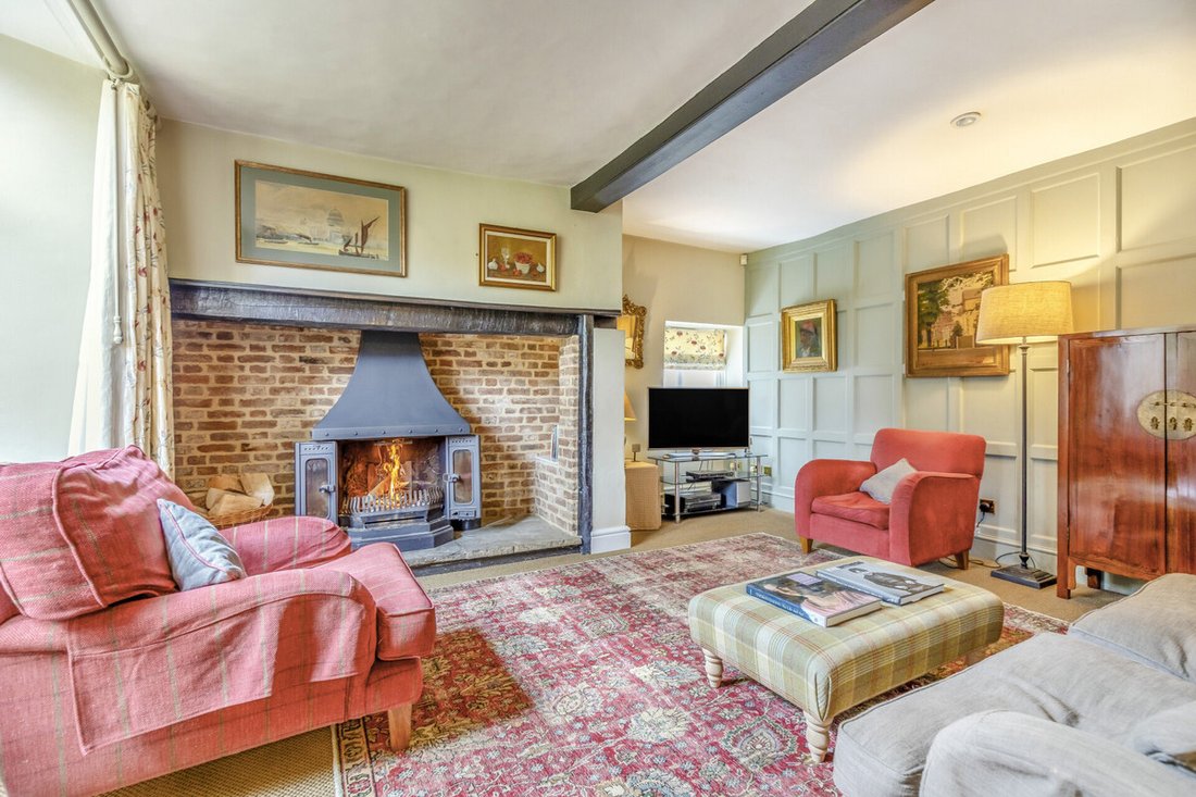 House in Geddington, England 2 - 17701555