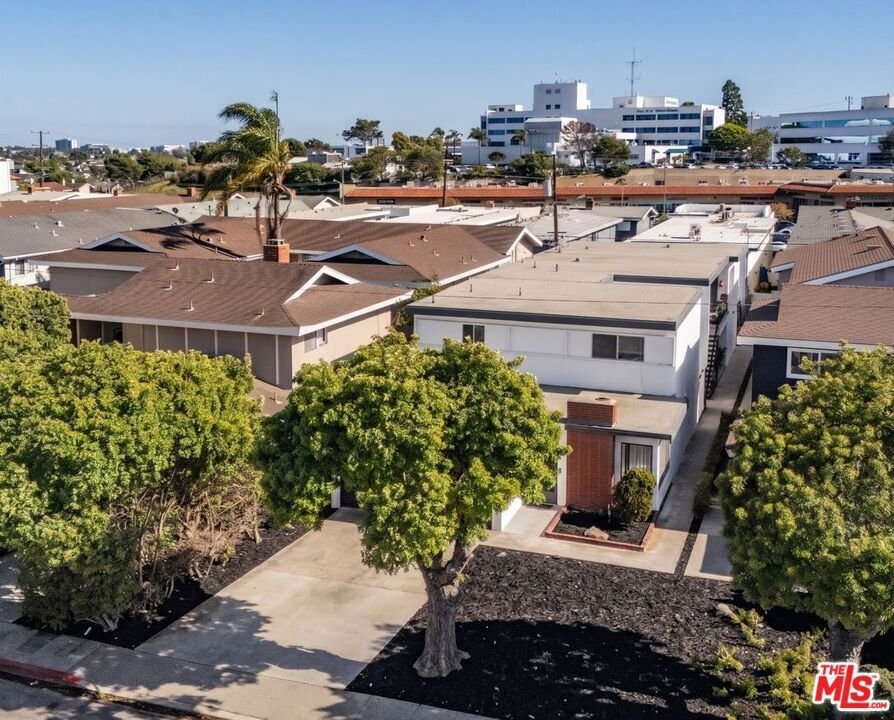 Torrance, California, United States 5 - 17700498