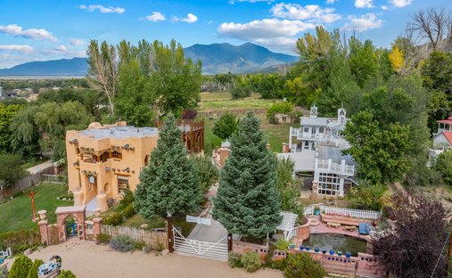 House in Taos, New Mexico, United States 1
