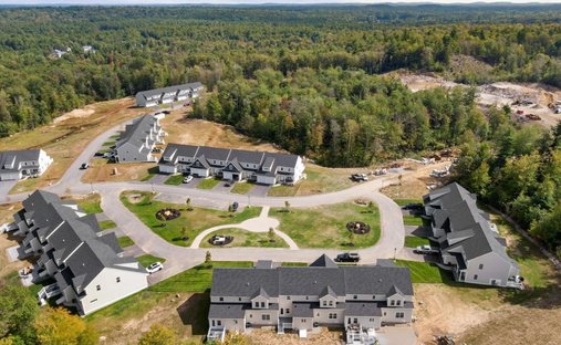 Condo in Sandown, New Hampshire, United States 1
