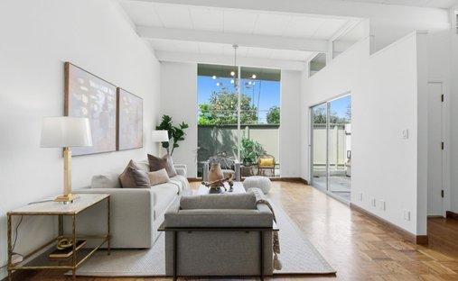 Townhouse in East Palo Alto, California, United States 1